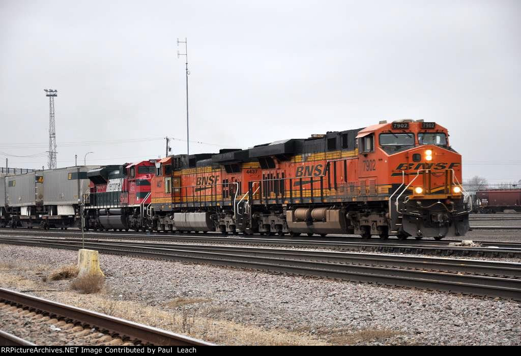 Eastbound intermodal through University